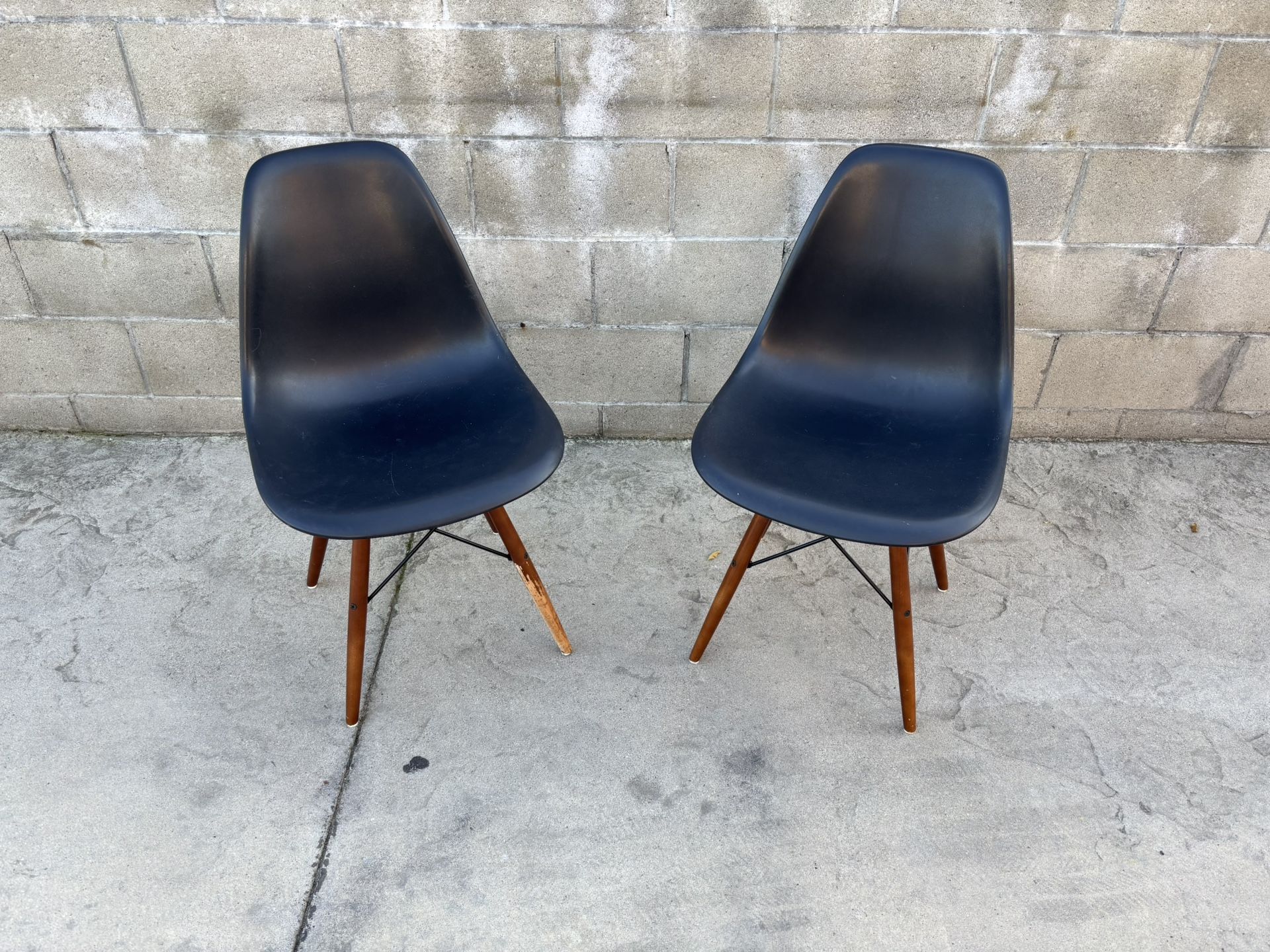 2 pc stools each $10