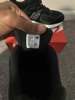 New Balance All Black 