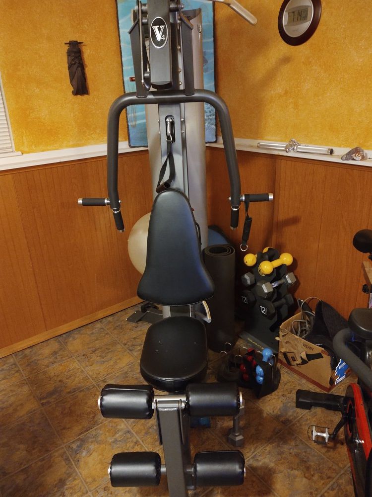 Hoist V4 home gym for Sale in Federal Way, WA OfferUp