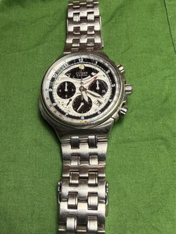 Ron Swanson’s Citizen Eco-Drive Calibre 2100 Panda Chronograph — Stainless Steel
