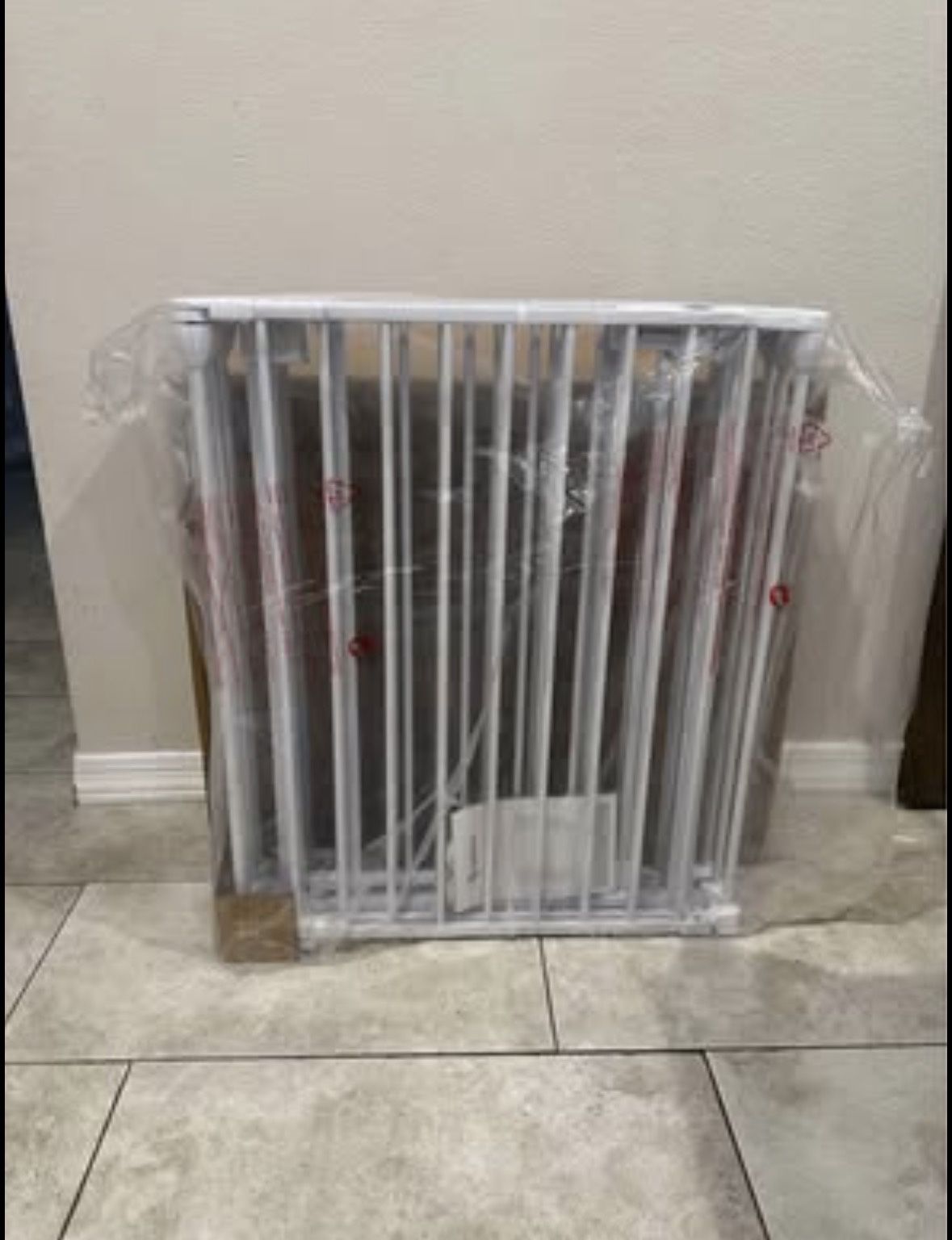 Large Playpen / Pet Fence