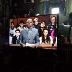 43" Samsung Smart Tv