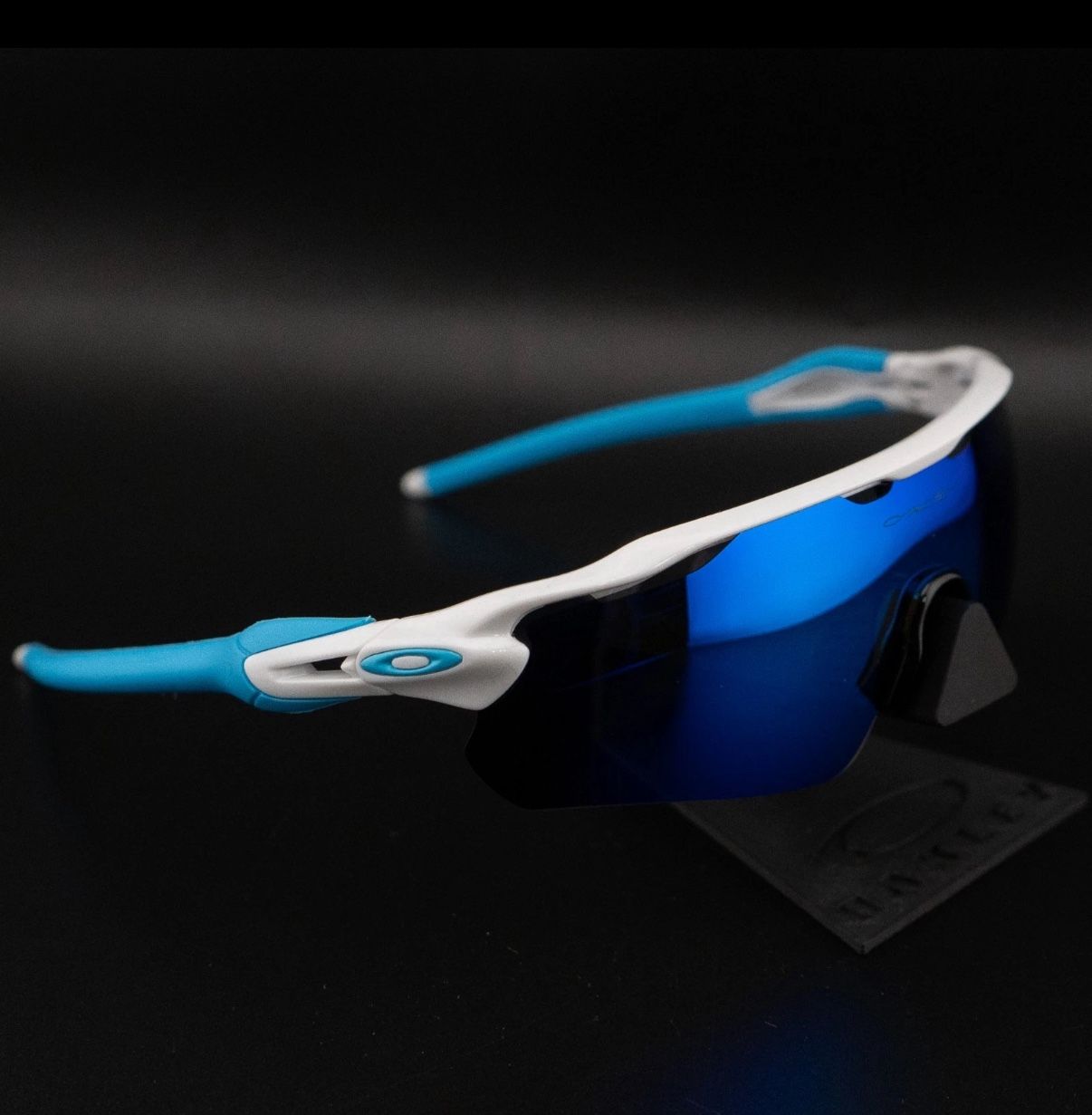 Oakley Radars