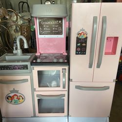 Disney Kids Play Kitchen