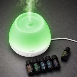 Brand New Aroma Diffuser With 6 Scented Oils 