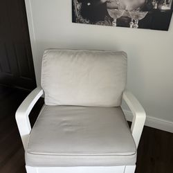 Arm chair white