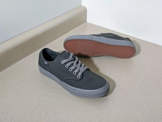 Authentic Vans Classics - BRAND NEW