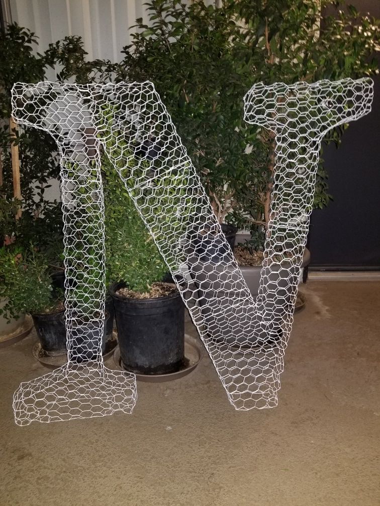 "N" Topiary Plant CAGE - 36" White (No Plant)