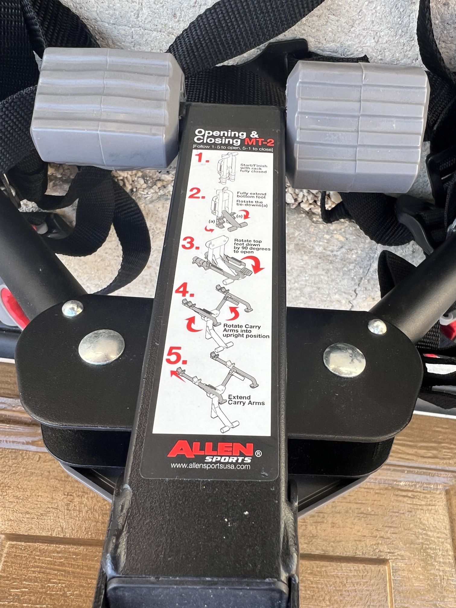 Allen Sports Ultra Compact Folding 2-Bike Trunk Mount Rack. 