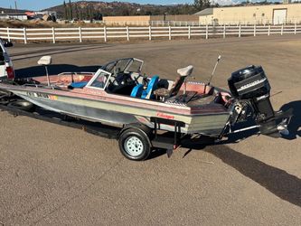 1987 Bass Boat 19’ Charger Foxfire W Mercury 175 Black Max