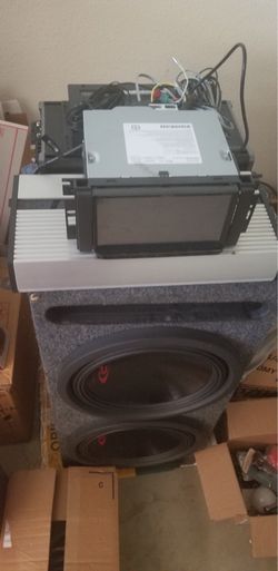 2 Alpine Type R 2ohm 12”speakers & Box