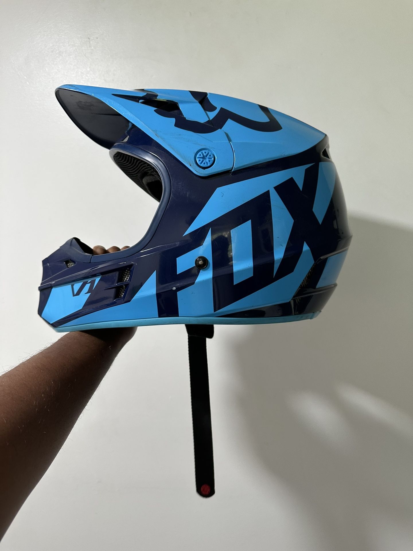 FOX V1 DOT Helmet