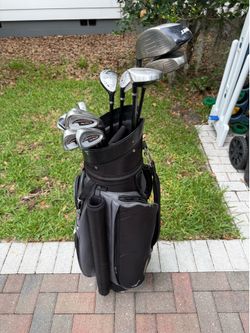 Wilson staff fat shaft golf club set. Complete set right handed
