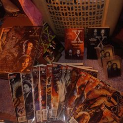 Topps comics .THE X FILES