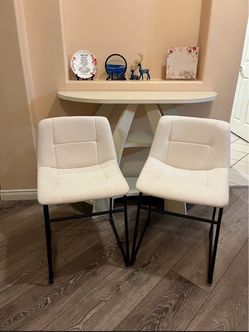 Dining chairs set of 4