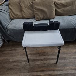 POLK AUDIO RM600BD BLACK SATELLITE 4 SURROND AND 1 CENTER SPEAKER  LOT - TESTED 