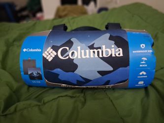 Columbia Waterproof Blanket