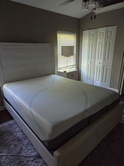 Tempur-Pedic mattress