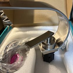 Becola bathroom sink waterfall faucet