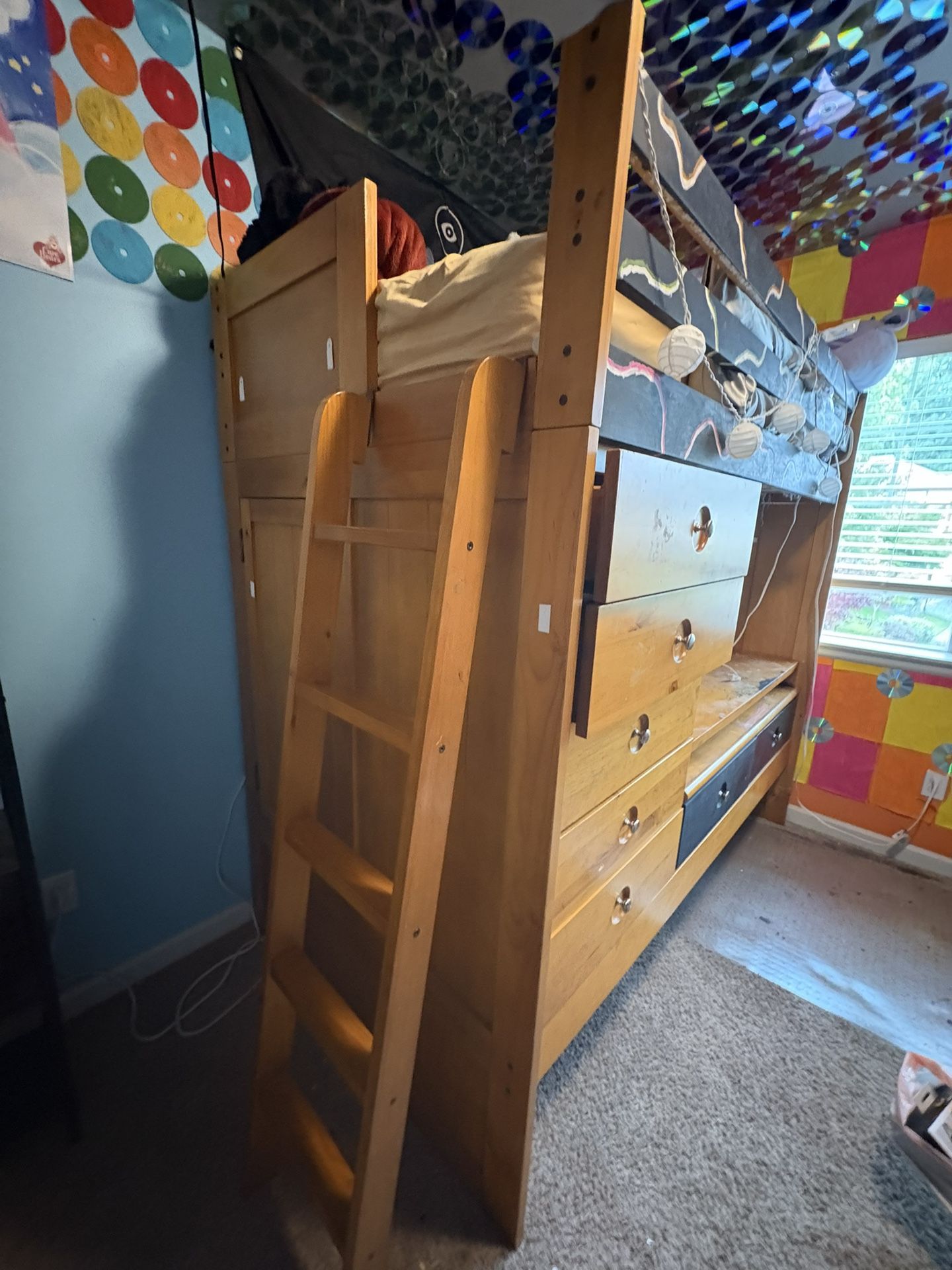 Loft Bed - Twin Size