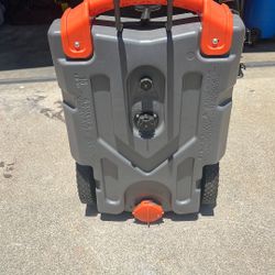 Rhino 15 Gal Portable RV Tank