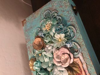 Decorative case of wood
