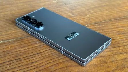 📱Samsung Galaxy Z Fold 6  5G – Foldable Tech Now Just $599!