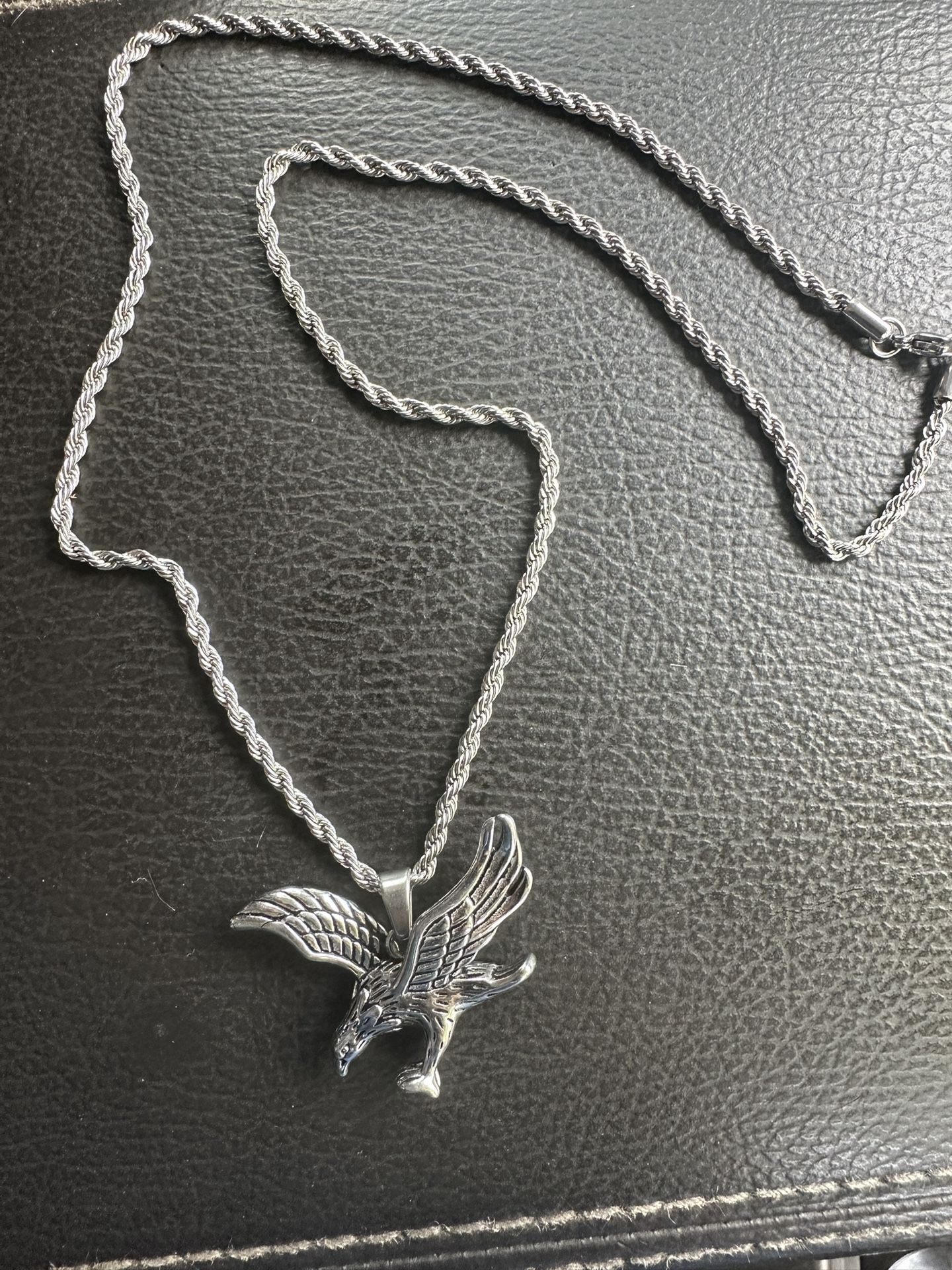 Stainless Steel Eagle Pendant And Silver Rope chain