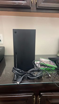 Xbox series X: Carbon black with 1Tb & Xbox elite controller series 2
