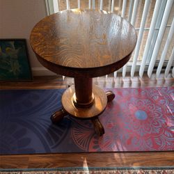 Oak Table