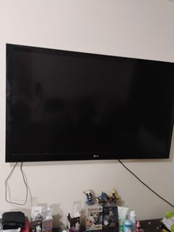LG 70 inch wall mount tv