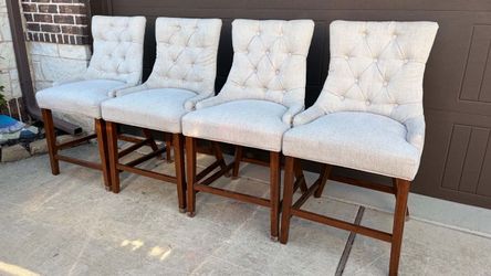 Set of 4 Tufted Upholstered Counter Stools