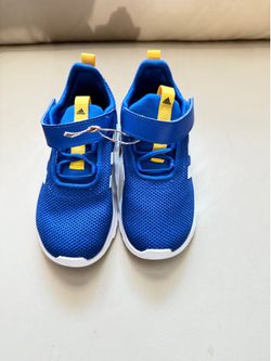 Boys shoes