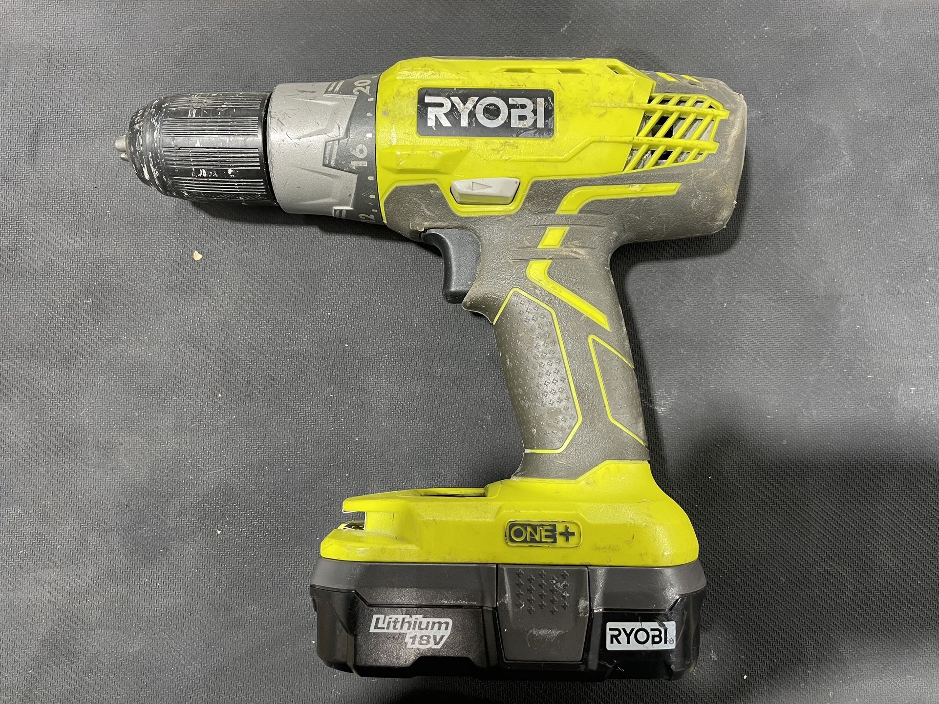 Ryobi Still With Battery ( 3Ah )