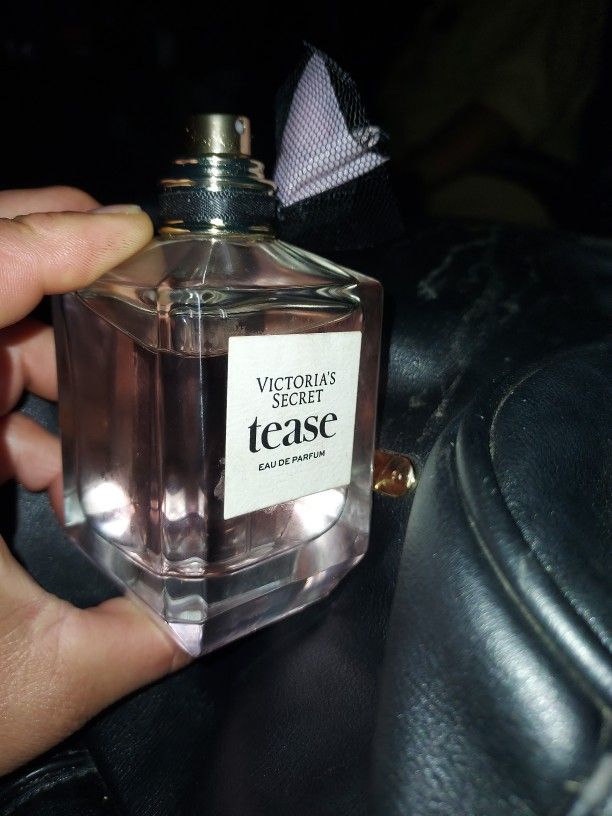 WOMEN'S PERFUME