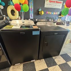 Maytag Washer And Dryer Set In Black 🍍