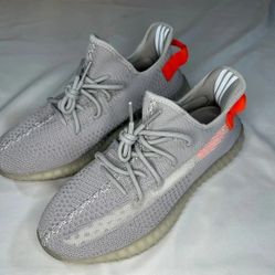 Yeezy Boost 350 Tail Light Size 11 Used Great Condition