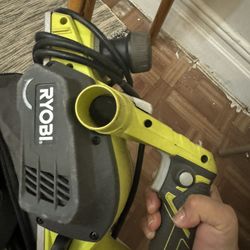 Ryobi 1.5 HP Corded Router - with Bag & Bit Case Price $60