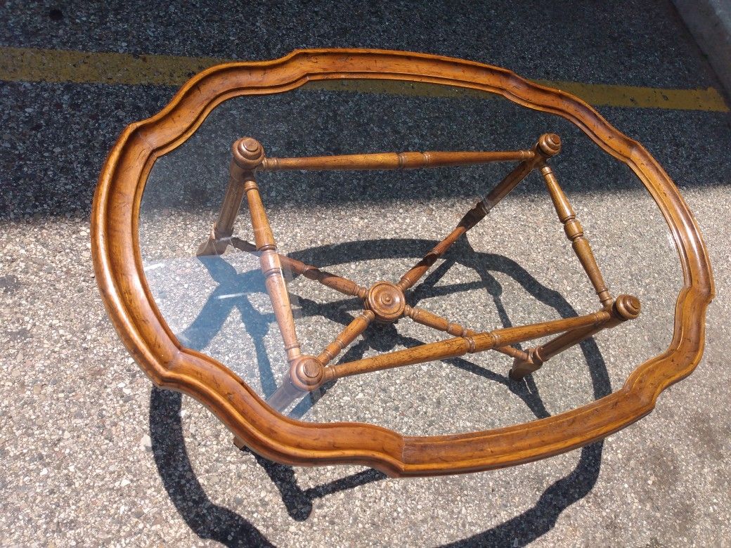 Vintage Mid-century 1970s Drexel Heritage Glass Oval Coffee Table