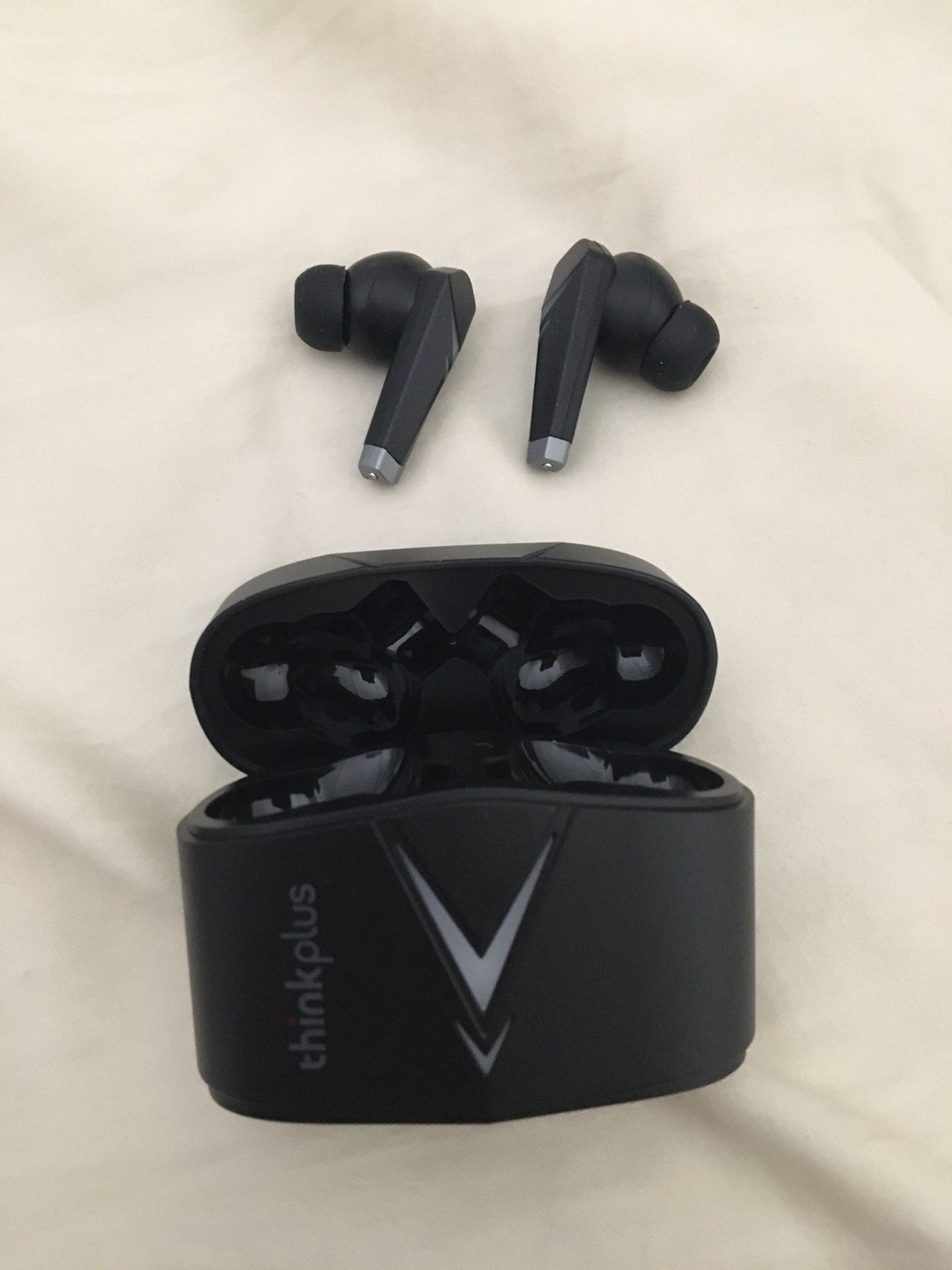 Lenovo Bluetooth Earbuds