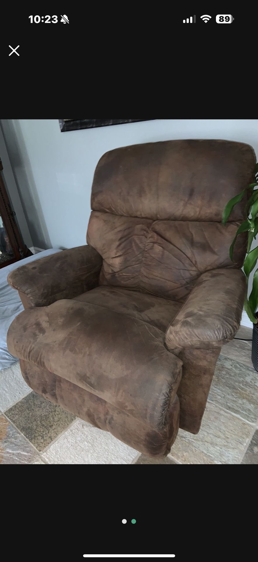! !Microfiber recliner rocker chairPurchase from La-Z-Boy