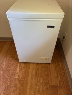 Magic chef deep freezer