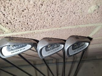 Golf Clubs Missing 7 Iron 
