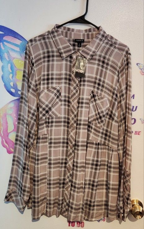 NWT TORRID SHIRT 