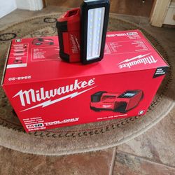 Brand New Milwaukee  Repair Rover Light Magnetic M12  Rechargeable  Led, Brand New   Light, Bare Tool , FIRM, FI R M
