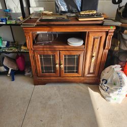 Oak Entertainment Console/Sideboard