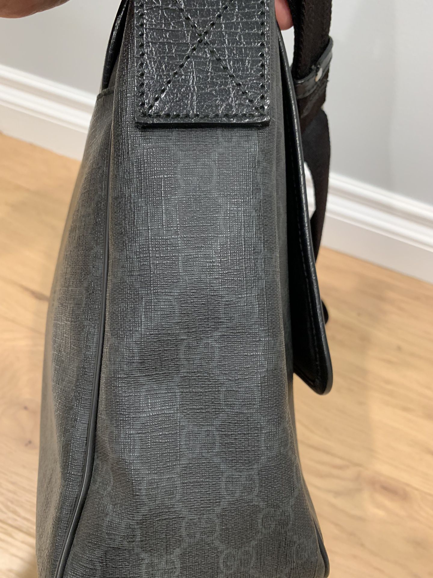 Authentic Gucci bag serial number Serial number labeled 001-4286 REAL GUCCI  BAG for Sale in Carpinteria, CA - OfferUp