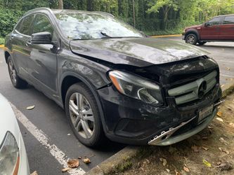 2015 Mercedes Benz GLA 250 (For parts)