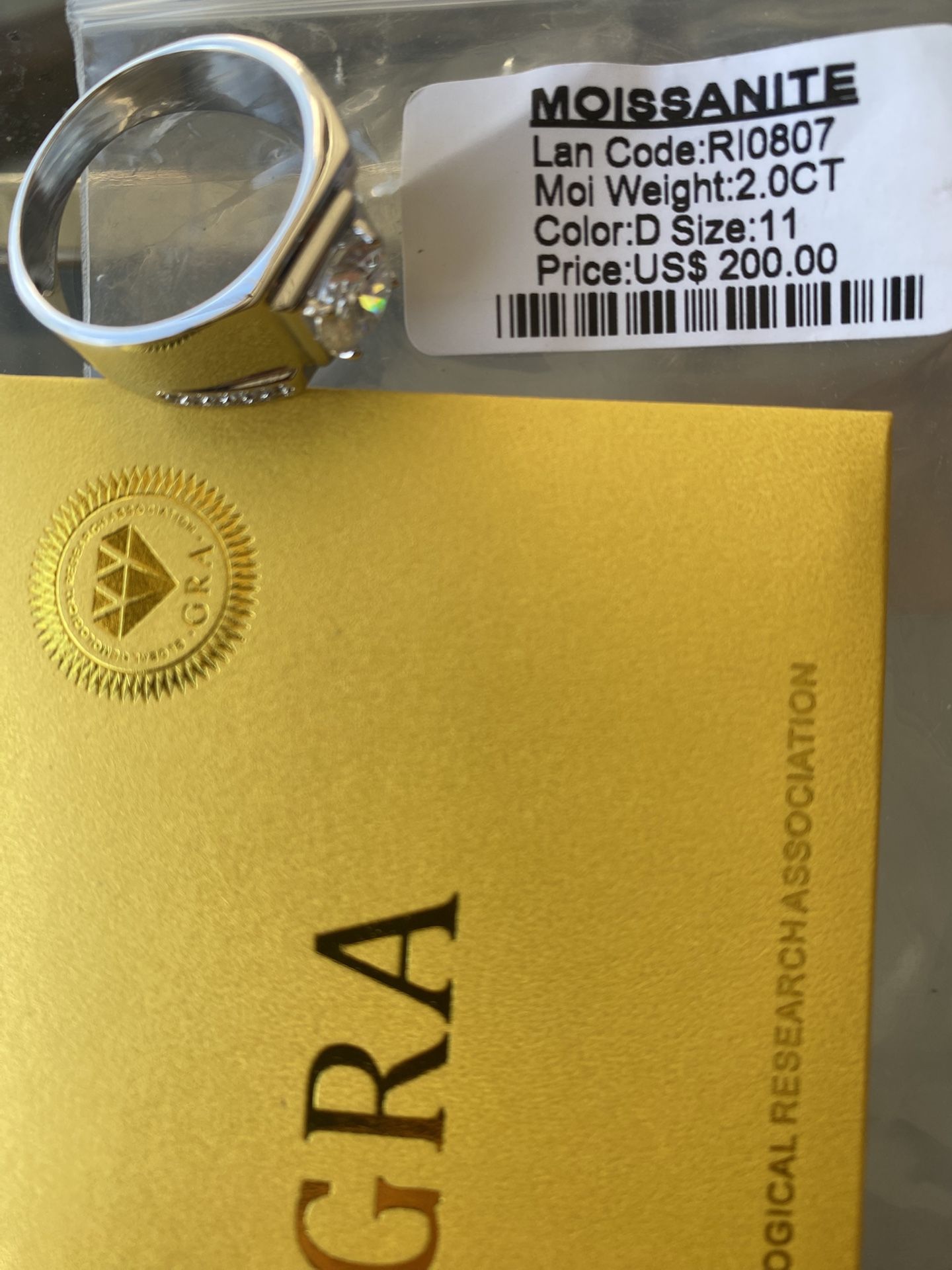 🔥 Radiant Cut Moissanite Gem –2.0 CT GRA Certified | Looks Just Like Diamond!