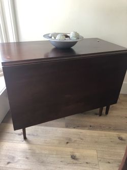 1930s drop leaf dining table